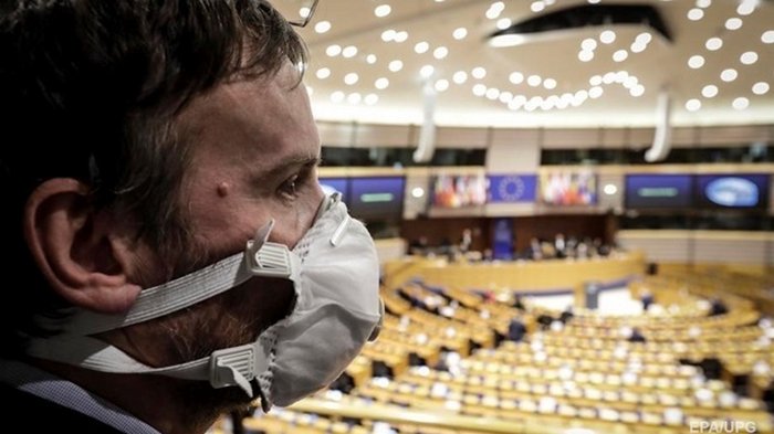 В Европарламенте выявили сотни случаев коронавируса