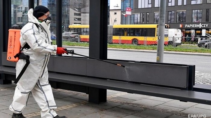 В Польше впервые за сутки более 500 жертв коронавируса