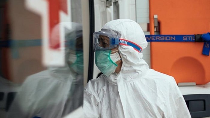 В Украине выявлено 9 832 новых случая COVID-19