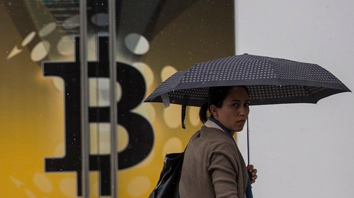 Курс биткоина превысил $18 тысяч впервые с 2017 года