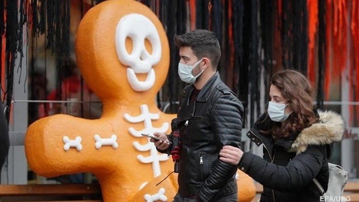 В МОЗ отреагировали на отмену выходных городами