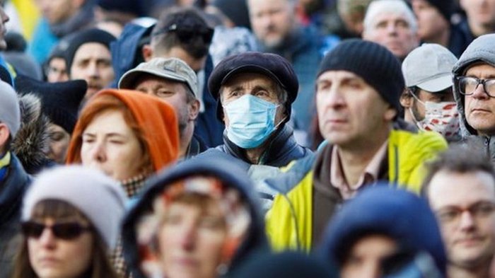 В Украине за сутки почти 11 тысяч случаев COVID