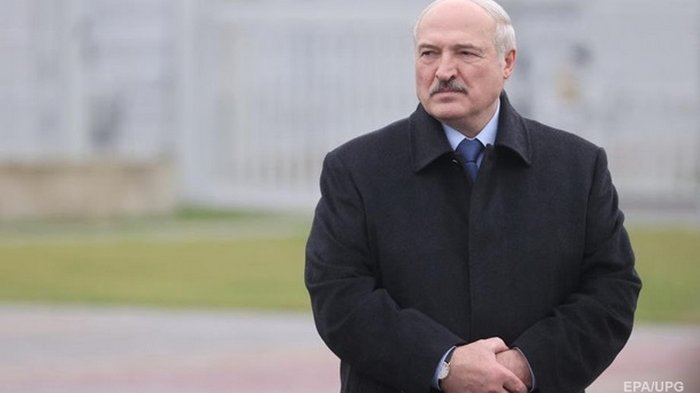 Лукашенко обвинил Польшу в желании обрушить экономику Беларуси