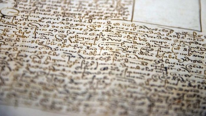 На манускрипте XV века нашли скрытый текст, историки занялись расшифровкой – фото