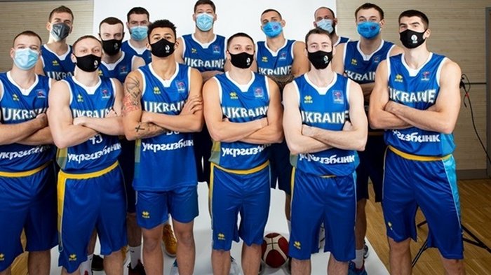 Состав сборной Украины на матч со Словенией