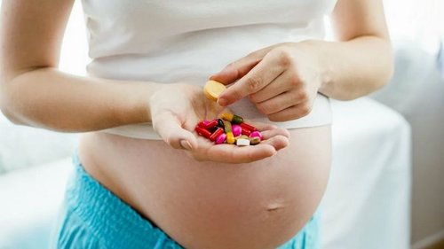 Нужны ли витамины беременным женщинам?