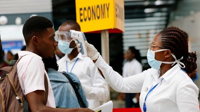 Африка просит страны передать ей излишки COVID-вакцин