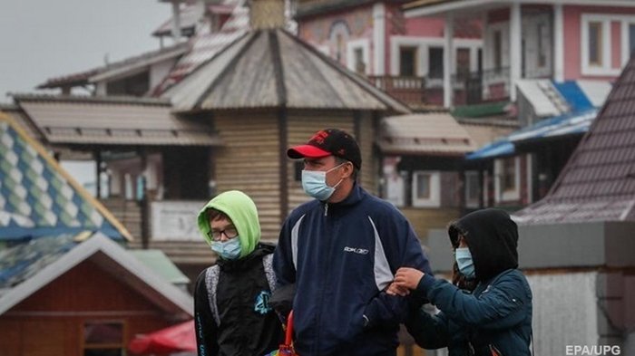 ВОЗ предупредила Европу о риске новой волны COVID-19