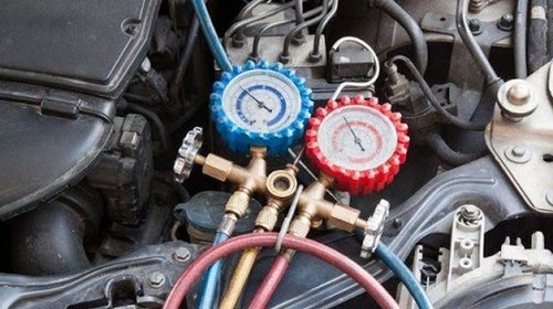 Как заправлять кондиционер в автомобиле?