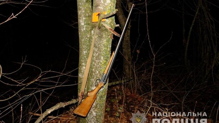 На Буковине охотник выстрелил в косулю и убил односельчанина (видео)