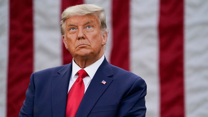 Twitter навсегда заблокировал аккаунт Трампа