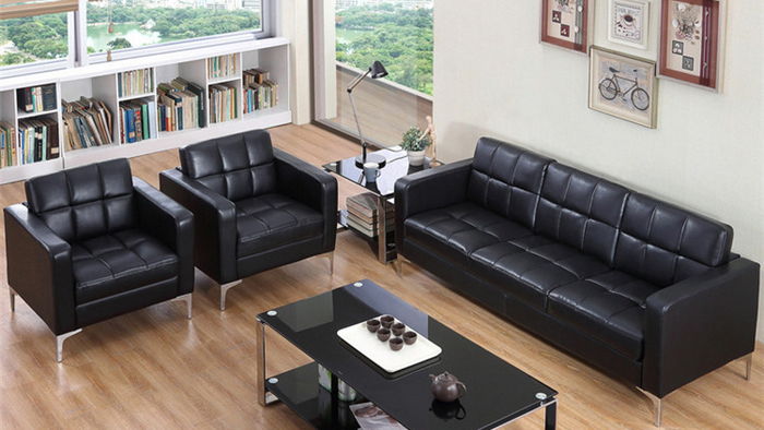Как подобрать качественный кожаный диван в офис