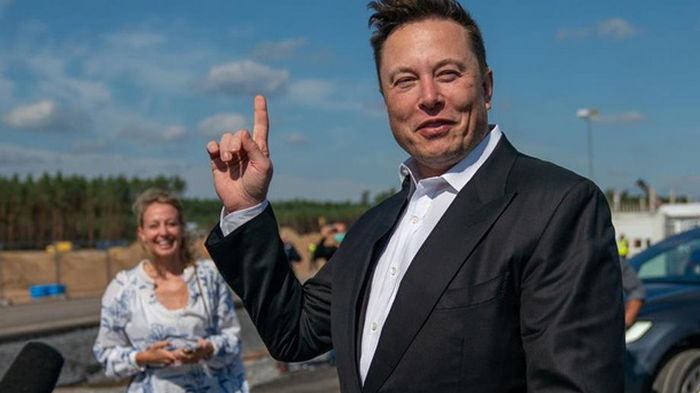 Зеленский пригласил Маска в музей космонавтики в Житомире