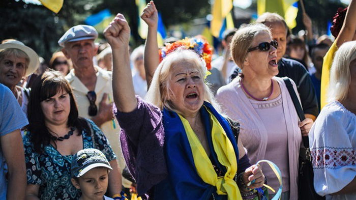 За год пенсии в Украине выросли почти на 14%