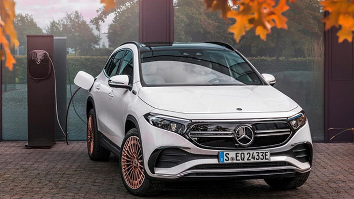 Mercedes-Benz представил серийный электрокар (видео)