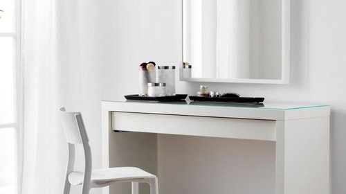 Выбор туалетного столика: все особенности и советы