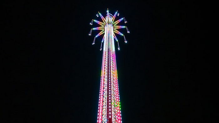 Самая высокая в мире карусель открылась в Дубае