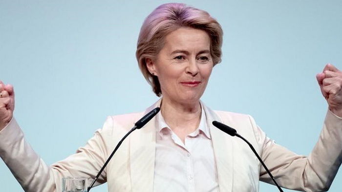 Глава ЕК обсудила с Зеленским борьбу с эпидемией