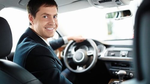 Аренда авто бизнес-класса в Киеве: преимущества услуги