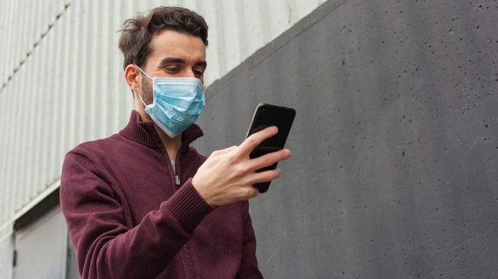 iPhone теперь можно разблокировать в маске: что нужно сделать