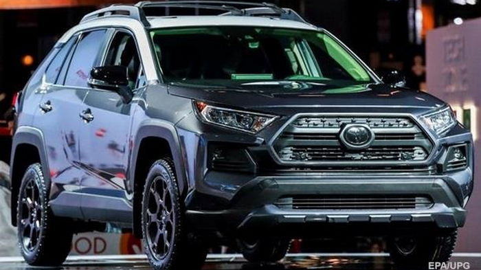 В Украине резко снизились продажи новых авто