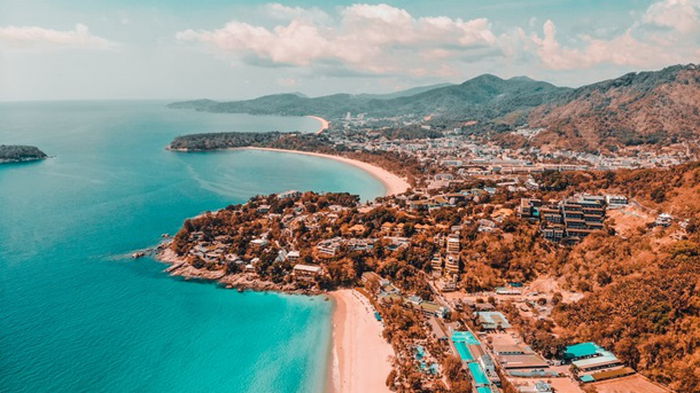 Пхукет будет готов принимать вакцинированных туристов