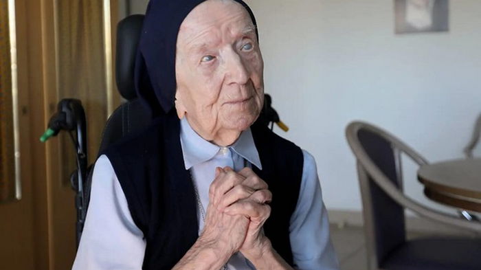 Старейшая жительница Европы вылечилась от COVID-19 перед 117-летием