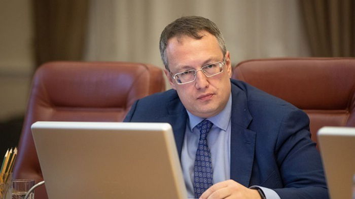 В МВД требуют запретить платные митинги