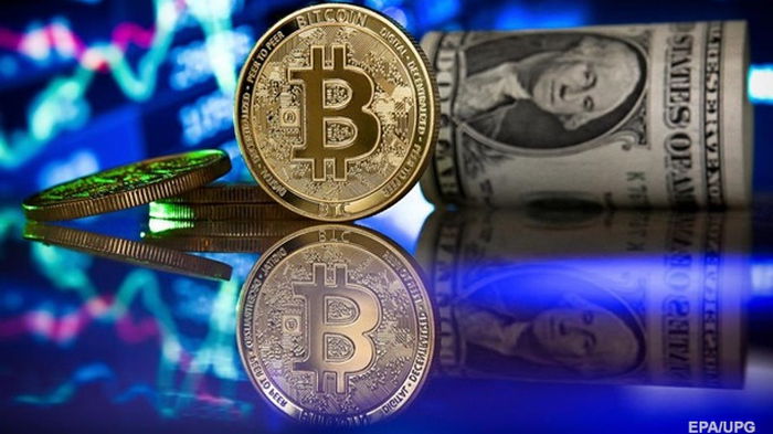 Цена биткоина впервые превысила $49 тысяч