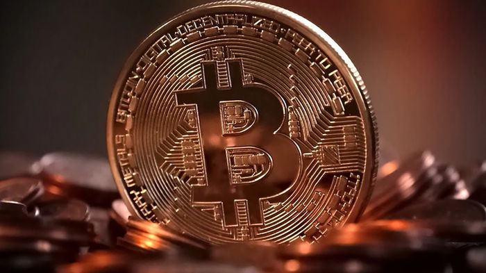 Шок: Bitcoin впервые пробил отметку в $50 000
