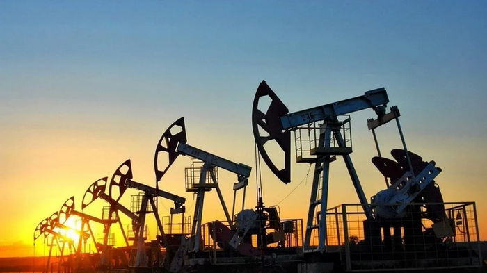 Мировые цены на нефть обновили годовой максимум