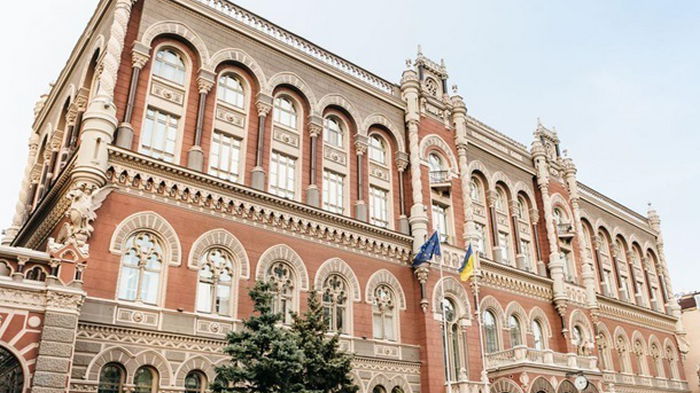 Курсы валют на 12 марта: гривна сильно упала к евро