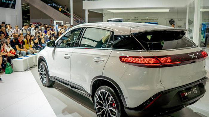 Reuters узнал, как китайские производители электромобилей собираются конкурировать с Tesla