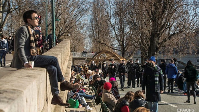 Во Франции более четырех миллионов случаев коронавируса