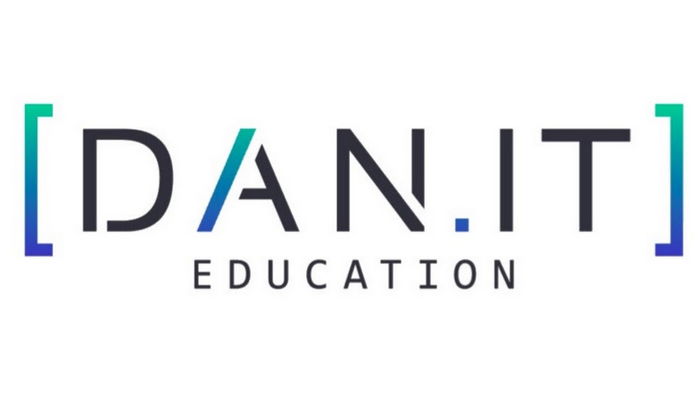 Курсы Full Stack – эффективная программа обучения для новичков от центра DAN.IT