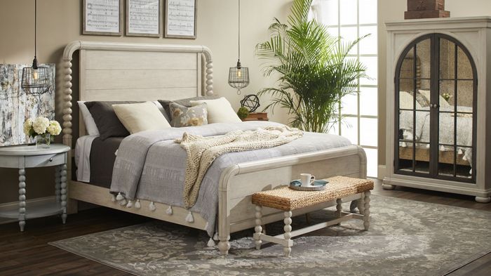 Особенности выбора элитной мебели для дома