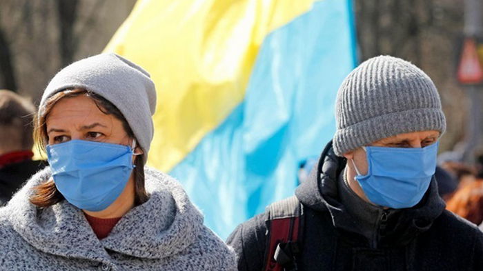 В Украине более 11 тысяч новых случаев COVID-19
