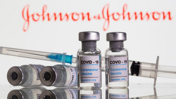 Антисанитария на заводе: в США выявили загрязнение вакцины Johnson & Johnson