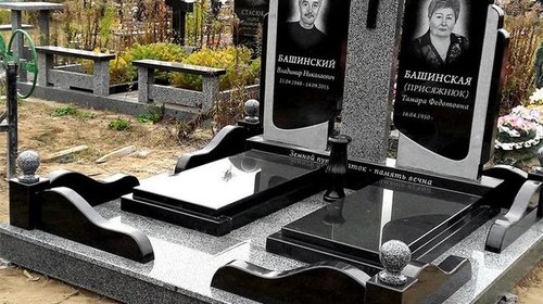 Памятник из мрамора или гранита — какой лучше и что выбрать?