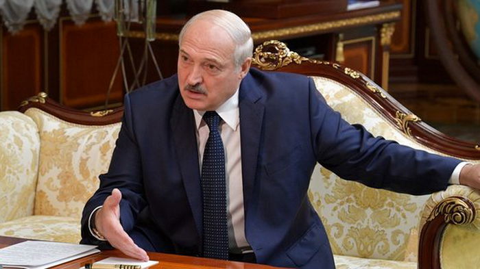 Лукашенко рассказал, кто будет управлять Беларусью, если его застрелят
