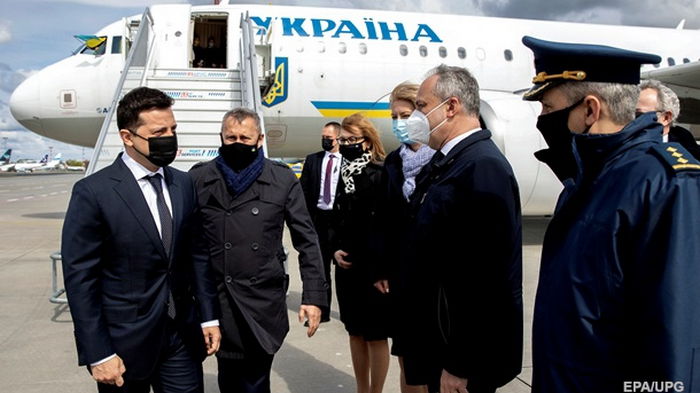 Зеленский прибыл с визитом в Польшу