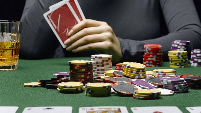 Покерный набор — идеальный подарок мужчине