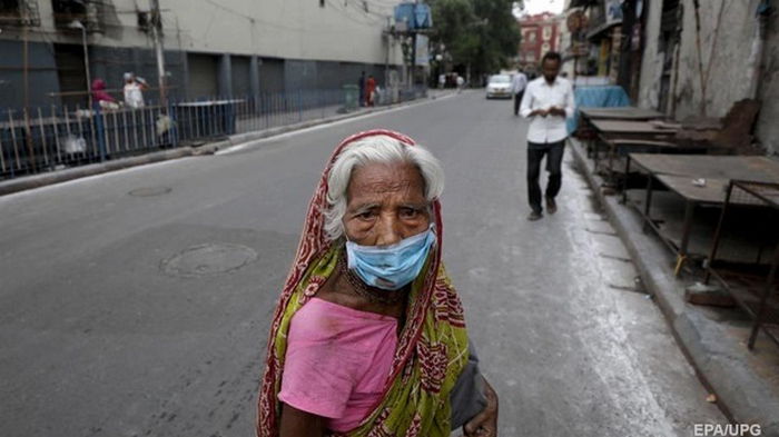 COVID в Индии: за день более четырех тысяч умерших