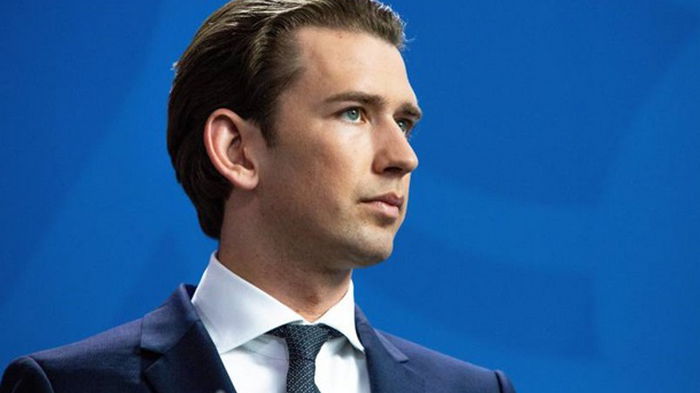 Канцлера Австрии подозревают в даче ложных показаний
