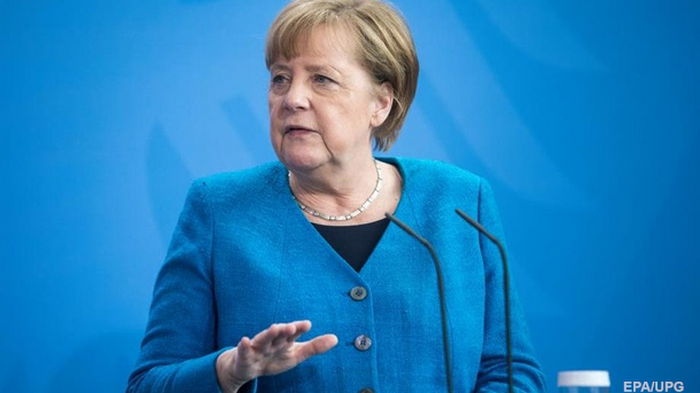 Меркель осудила ракетные обстрелы Израиля