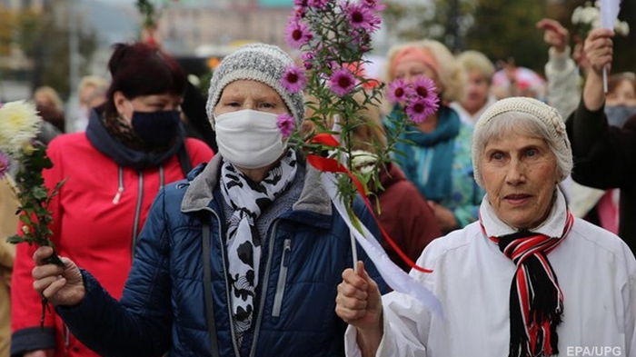 Украинским пенсионерам доплатят по 100 гривен