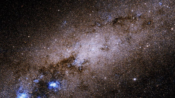 Hubble запечатлел снимок карликовой спиральной галактики (фото)
