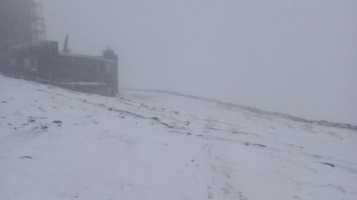 Карпаты засыпало снегом