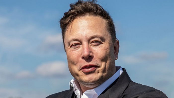 Хакеры отправили черную метку Илону Маску (видео)