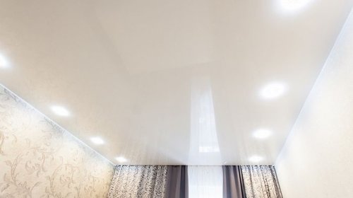 Натяжные потолки: особенности и преимущества такого решения